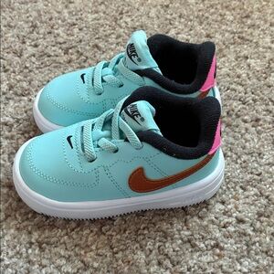 Nike Force Ones children